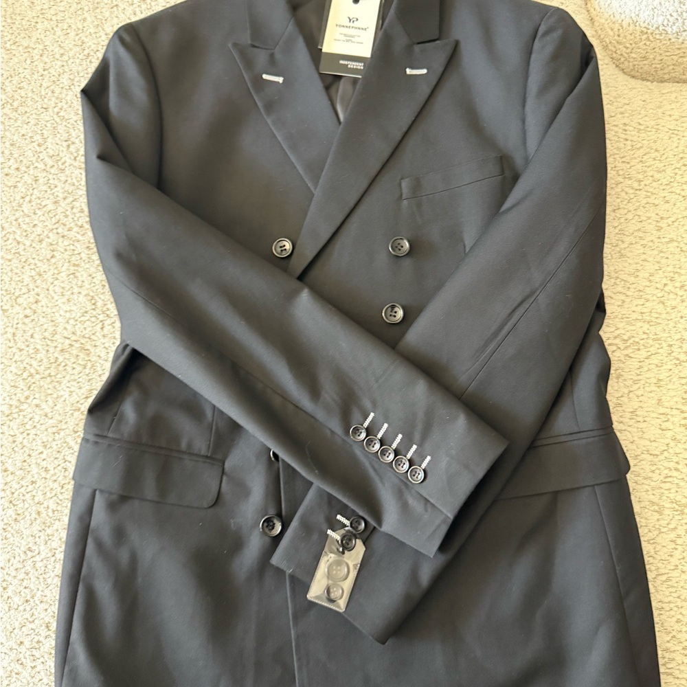 Men's Black Double-Breasted Blazer